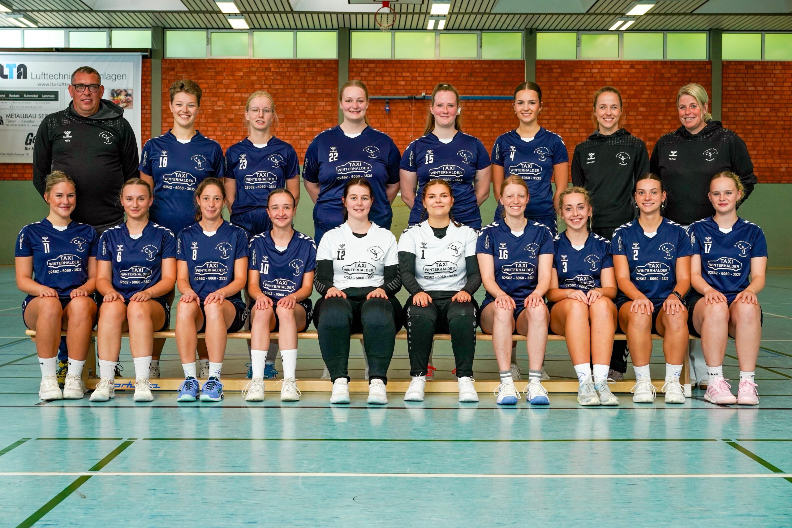 2025-26_Damen2-Foto